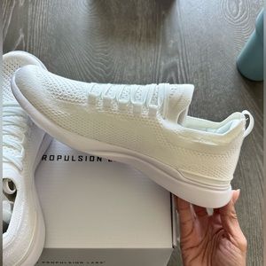 APL Women’s Techloom Breeze